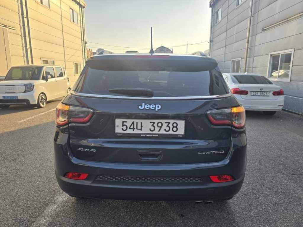 지프 컴패스 컴패스 2세대 2.4 AWD 리미티드 이미지 5