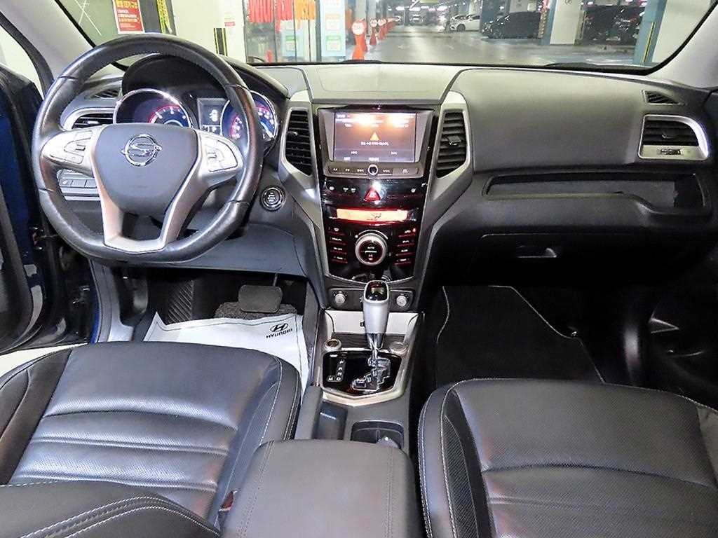 KG모빌리티(쌍용) 티볼리 디젤 2WD 1.6 LX 이미지 10