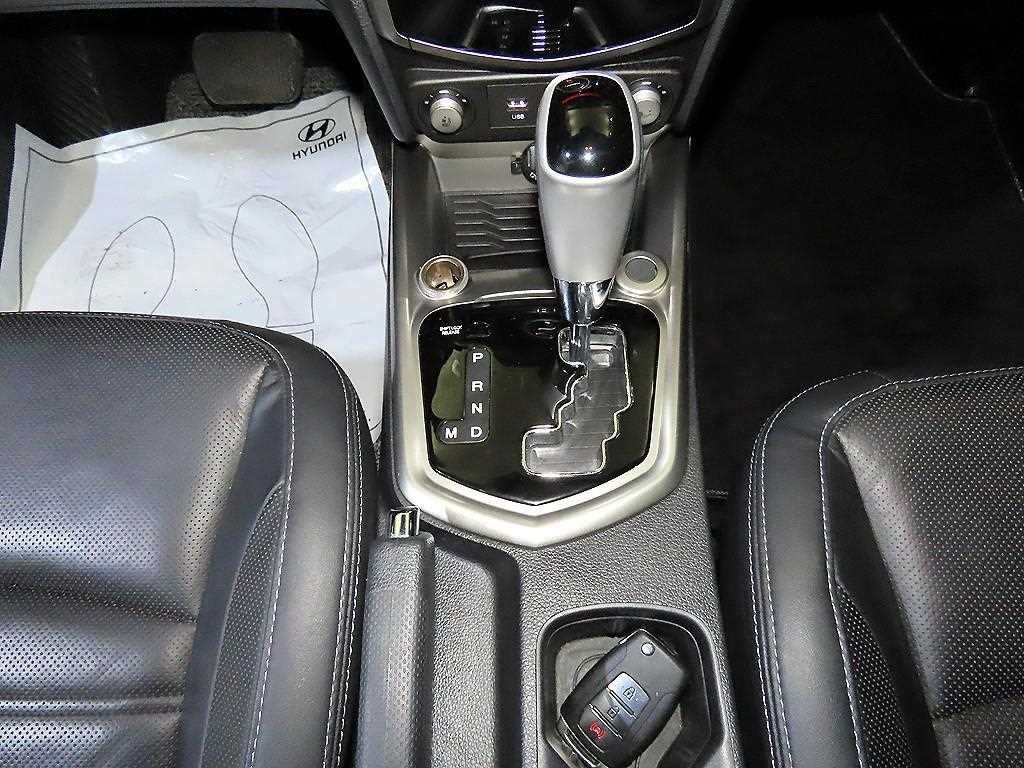 KG모빌리티(쌍용) 티볼리 디젤 2WD 1.6 LX 이미지 12