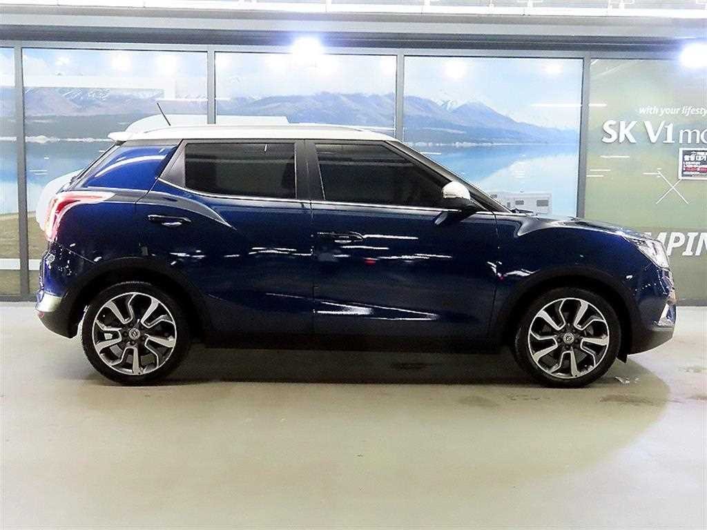 KG모빌리티(쌍용) 티볼리 디젤 2WD 1.6 LX 이미지 3
