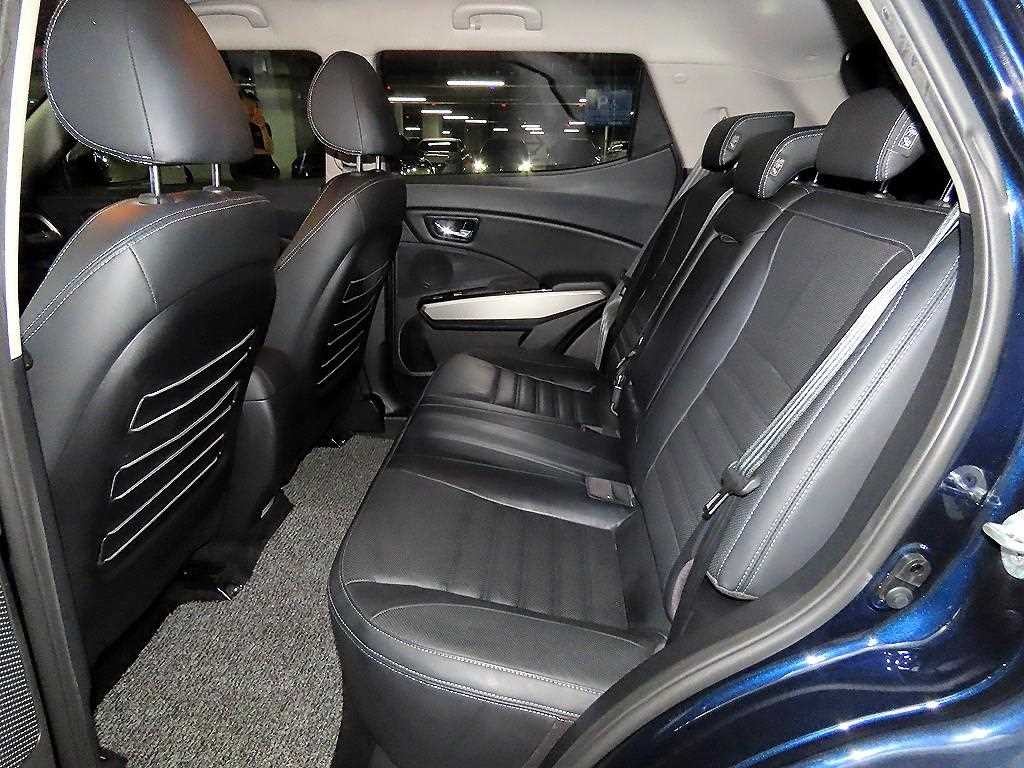 KG모빌리티(쌍용) 티볼리 디젤 2WD 1.6 LX 이미지 7