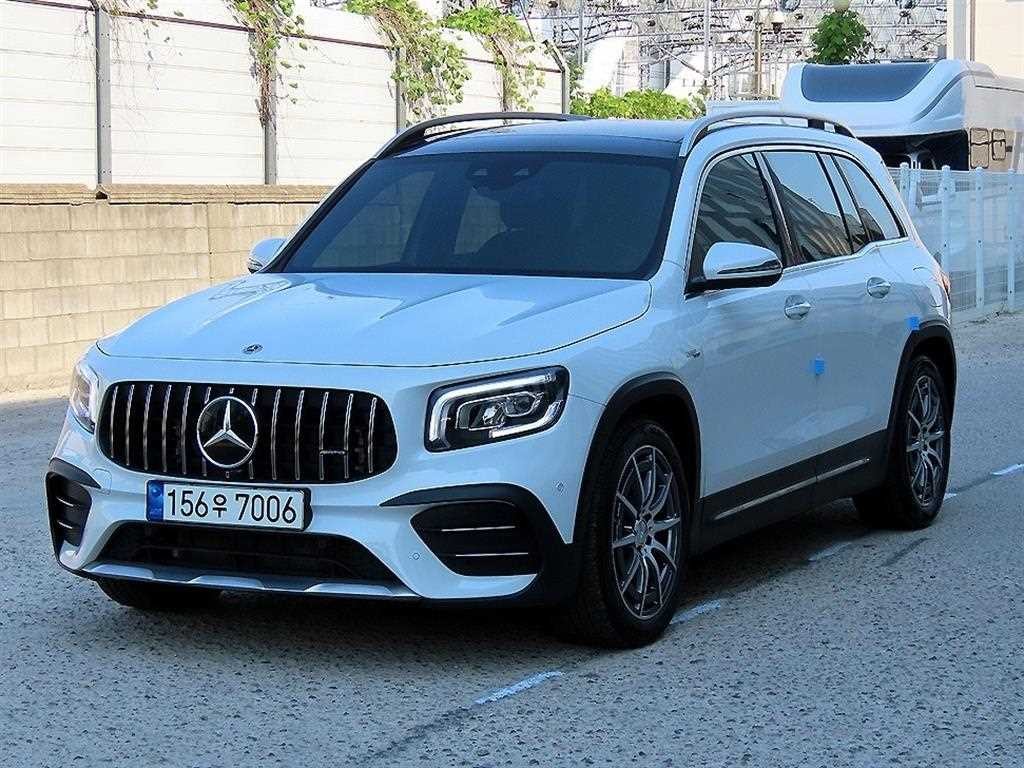 벤츠 GLB 클래스 GLB클래스 X247 AMG GLB 35 4MATIC 이미지 2