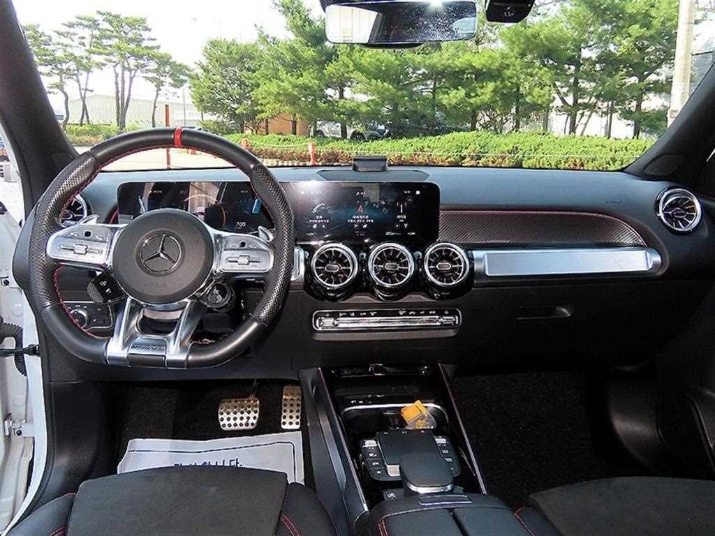 벤츠 GLB 클래스 GLB클래스 X247 AMG GLB 35 4MATIC 이미지 7