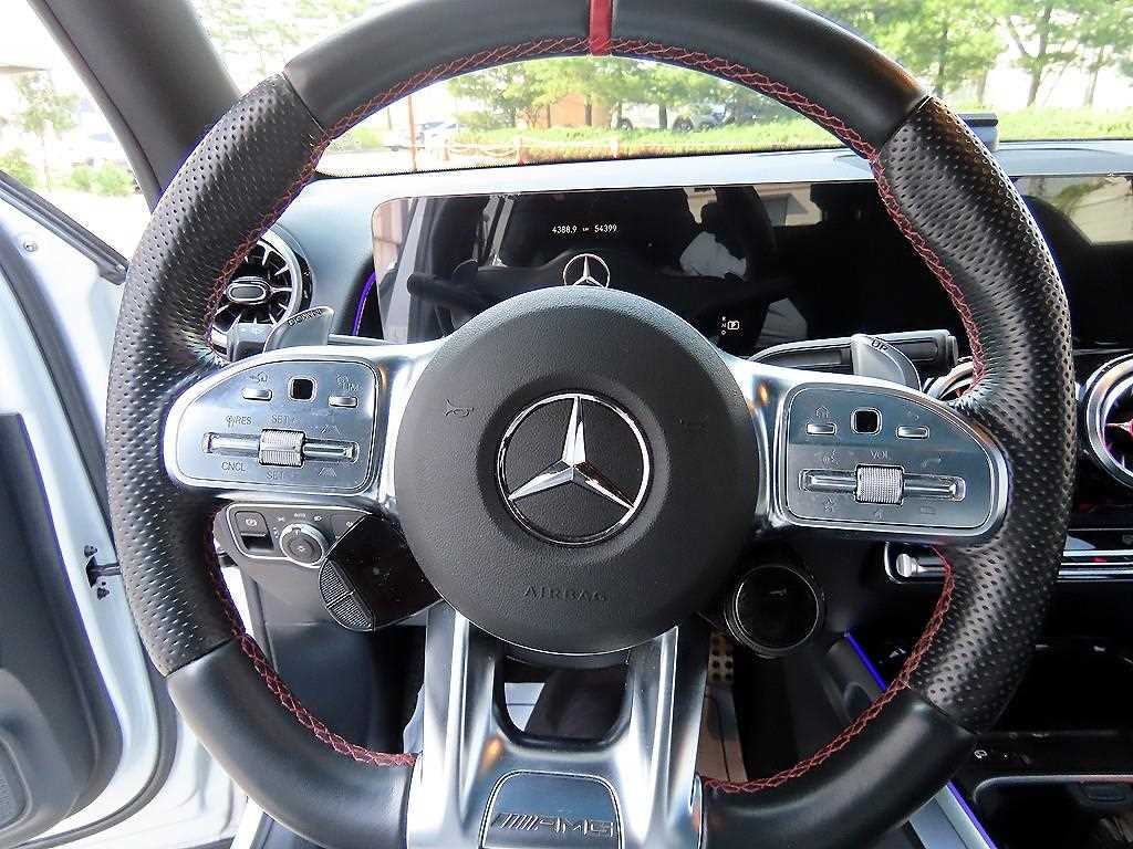 벤츠 GLB 클래스 GLB클래스 X247 AMG GLB 35 4MATIC 이미지 8
