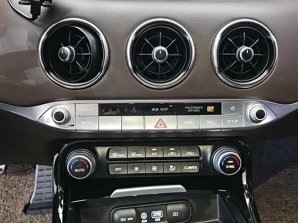 기아 스팅어 디젤 2.2 AWD 플래티넘 이미지 10