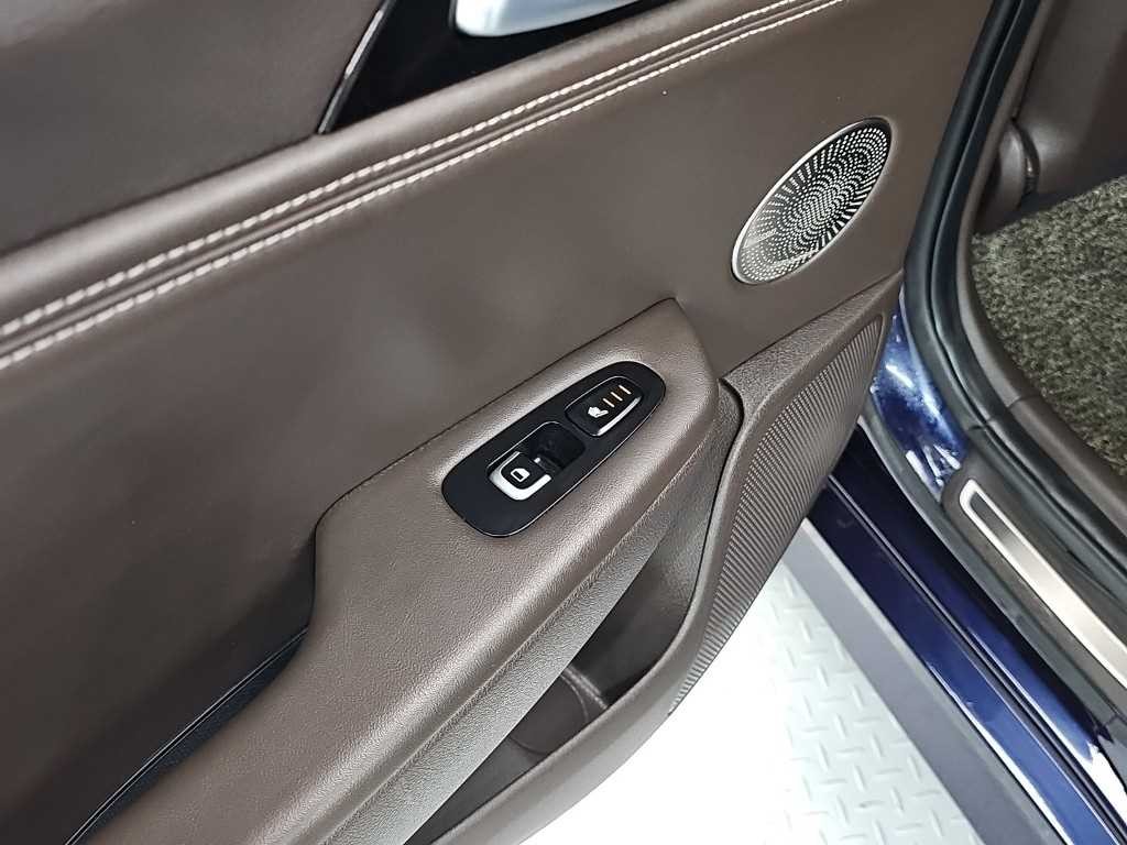 기아 스팅어 디젤 2.2 AWD 플래티넘 이미지 13