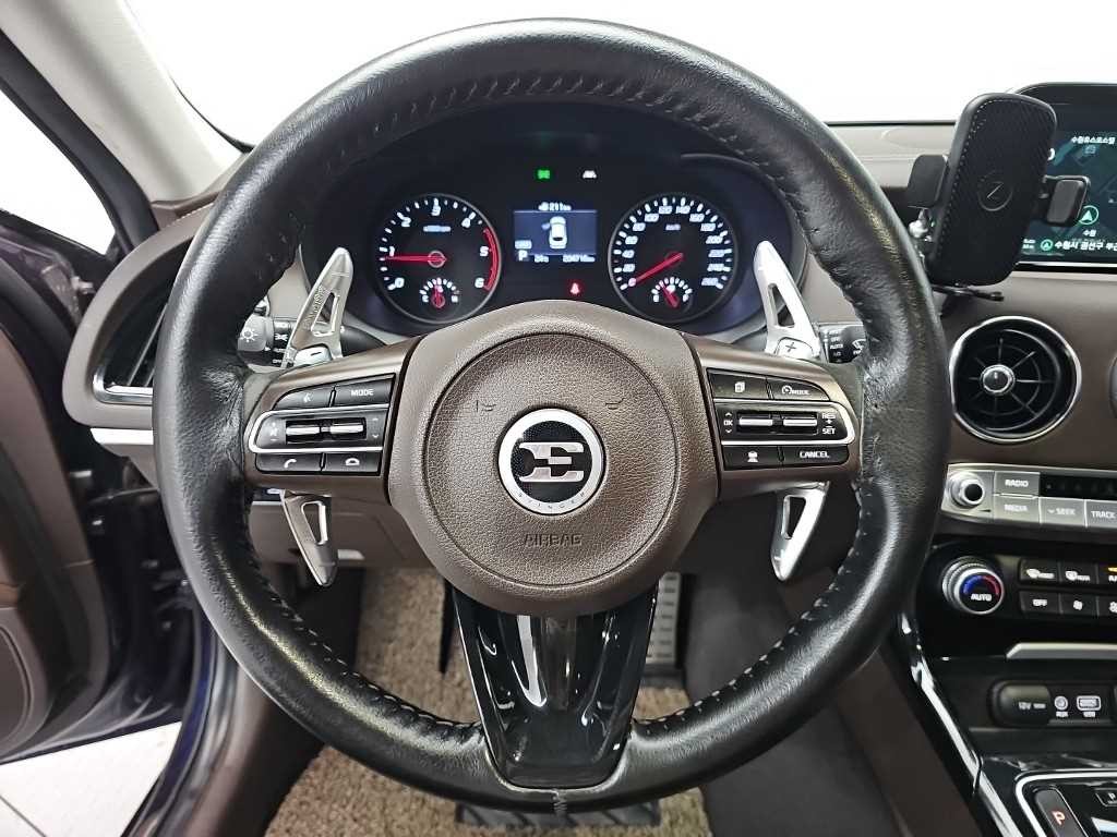 기아 스팅어 디젤 2.2 AWD 플래티넘 이미지 9