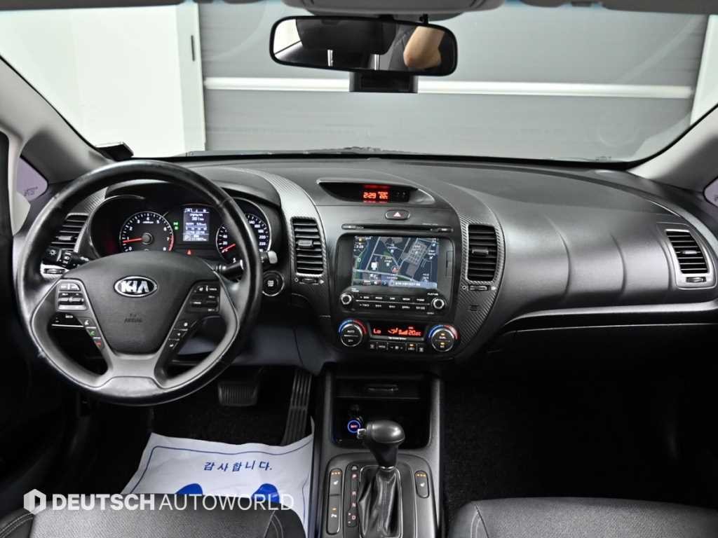 기아 K3 1.6 GDI 트렌디 이미지 7