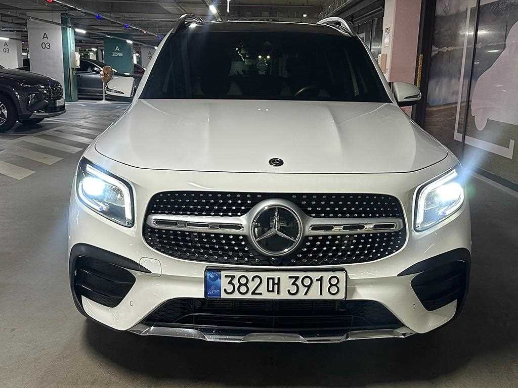 벤츠 GLB 클래스 GLB클래스 X247 GLB 250 4MATIC 이미지 3