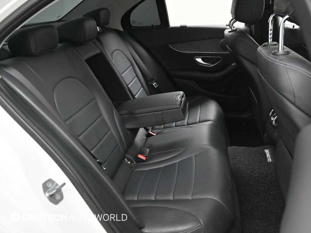 벤츠 C 클래스 C클래스 W205 C220 d 아방가르드 이미지 12