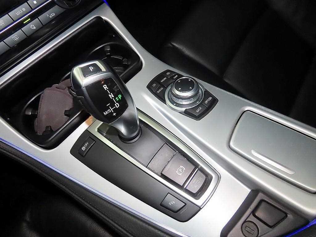 BMW 5시리즈 5시리즈 (F10) 520d 이미지 12