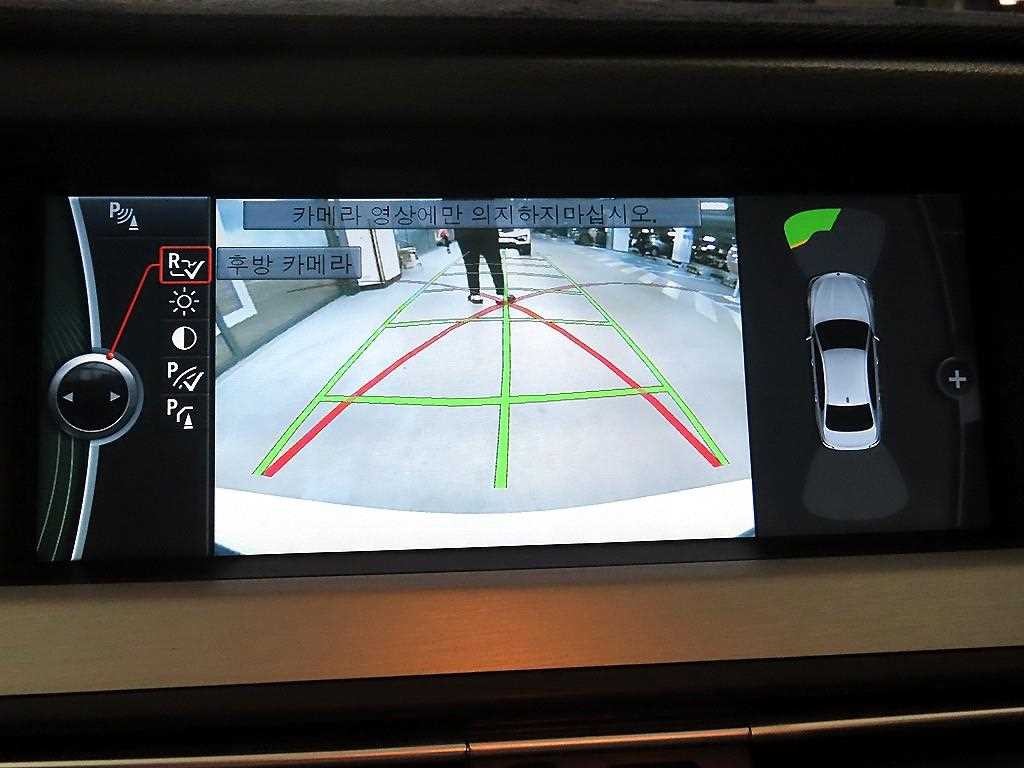 BMW 5시리즈 5시리즈 (F10) 520d 이미지 15