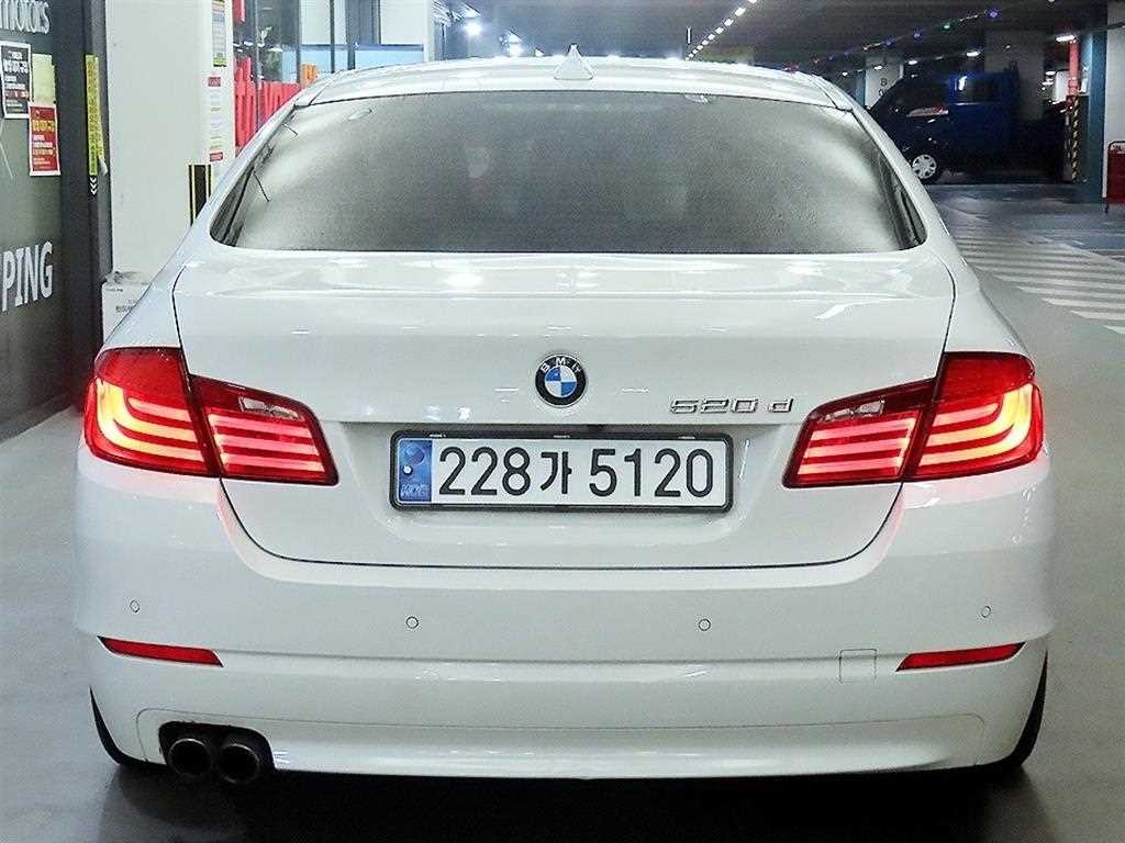 BMW 5시리즈 5시리즈 (F10) 520d 이미지 5