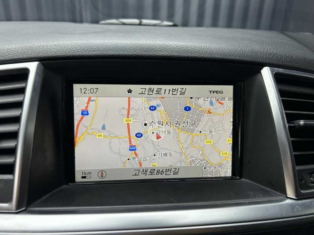 벤츠 M 클래스 뉴 M클래스 W166 ML250 블루텍 4매틱 이미지 15