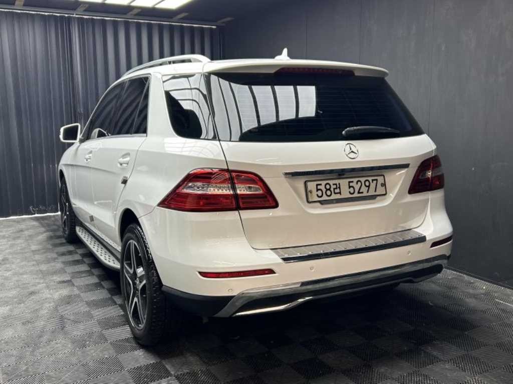 벤츠 M 클래스 뉴 M클래스 W166 ML250 블루텍 4매틱 이미지 4