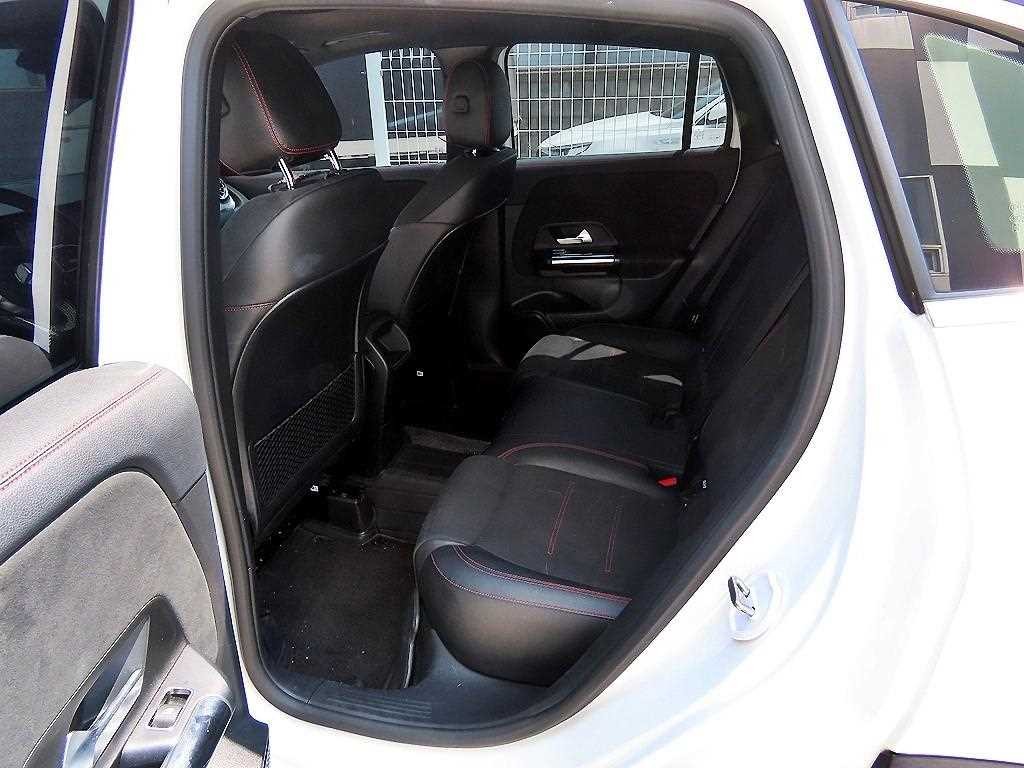벤츠 GLA 클래스 GLA클래스 X156 GLA250 4MATIC 이미지 16