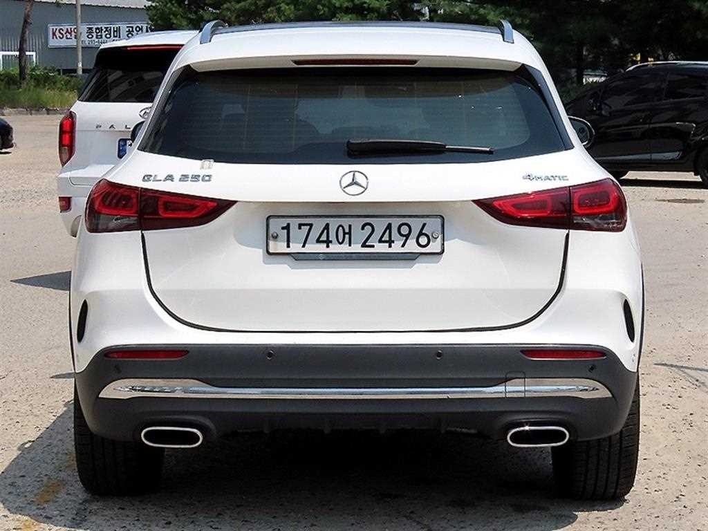 벤츠 GLA 클래스 GLA클래스 X156 GLA250 4MATIC 이미지 4