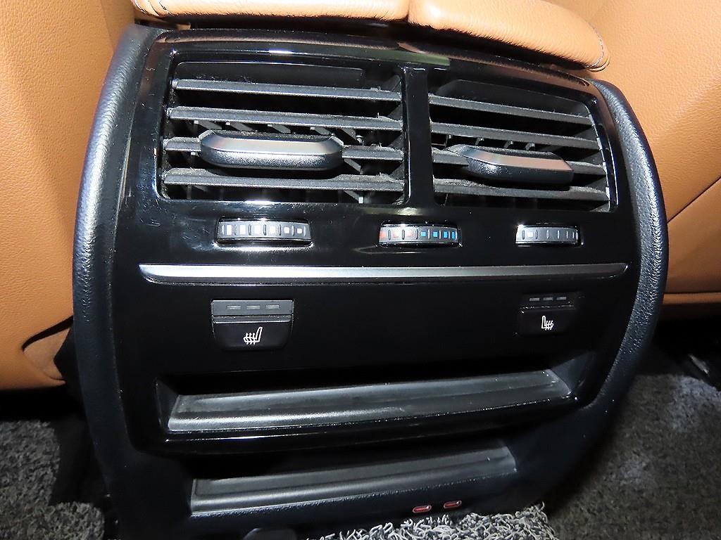 BMW 5시리즈 5시리즈 (G30) 520i 럭셔리 이미지 14