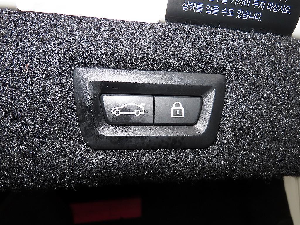 BMW 5시리즈 5시리즈 (G30) 520i 럭셔리 이미지 15