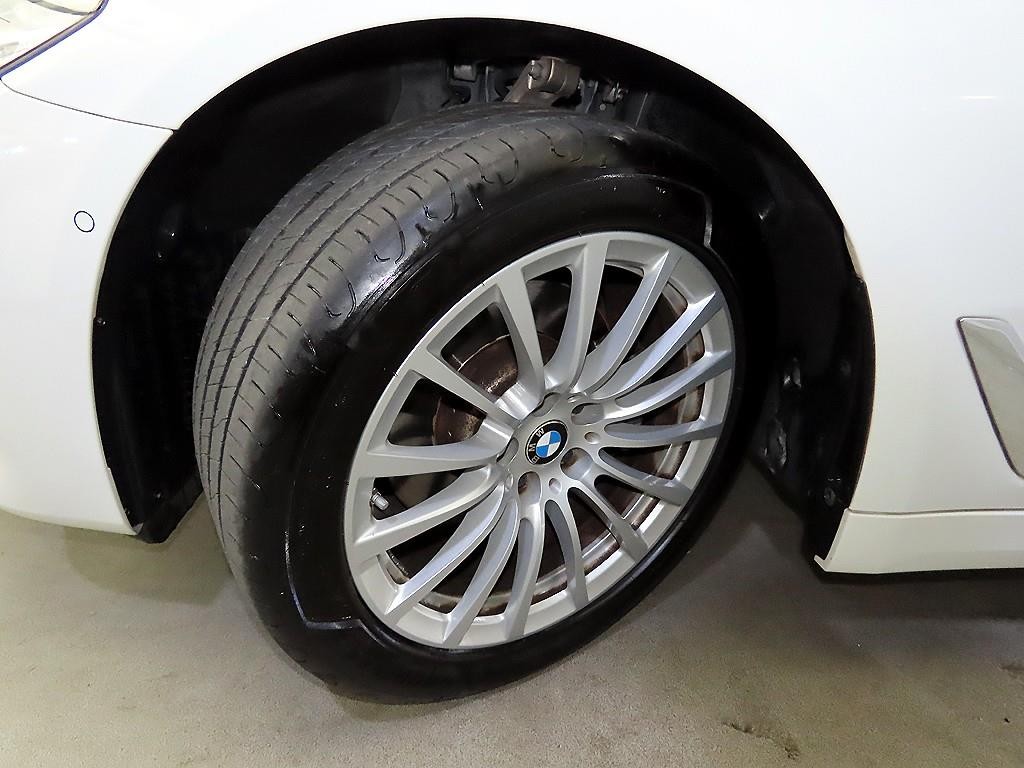 BMW 5시리즈 5시리즈 (G30) 520i 럭셔리 이미지 20