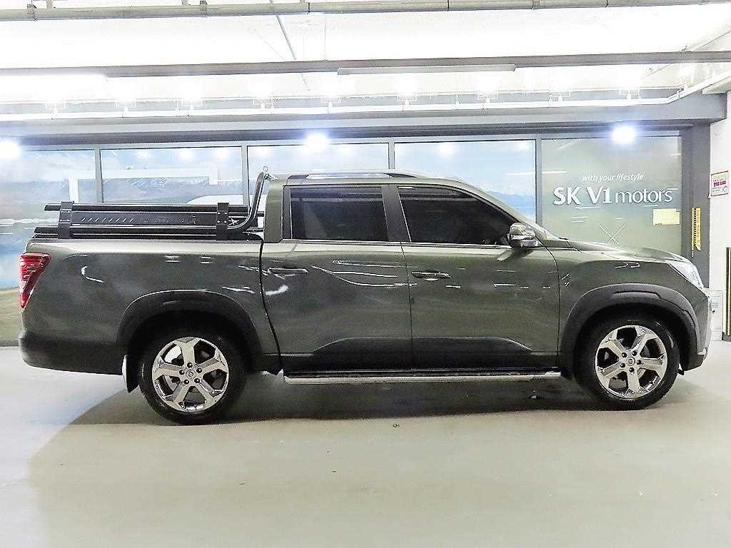 KG모빌리티(쌍용) 렉스턴 더 뉴 렉스턴 스포츠 칸 디젤 2.2 4WD 노블레스 이미지 3