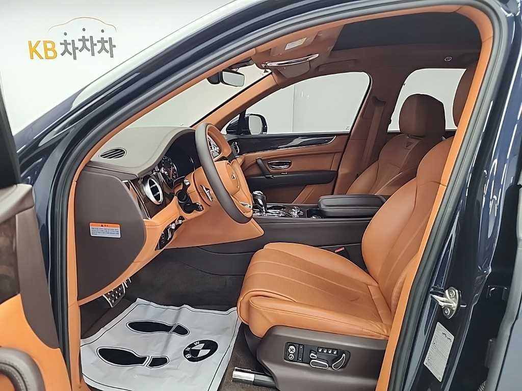 벤틀리 벤테이가 4.0 V8 이미지 11