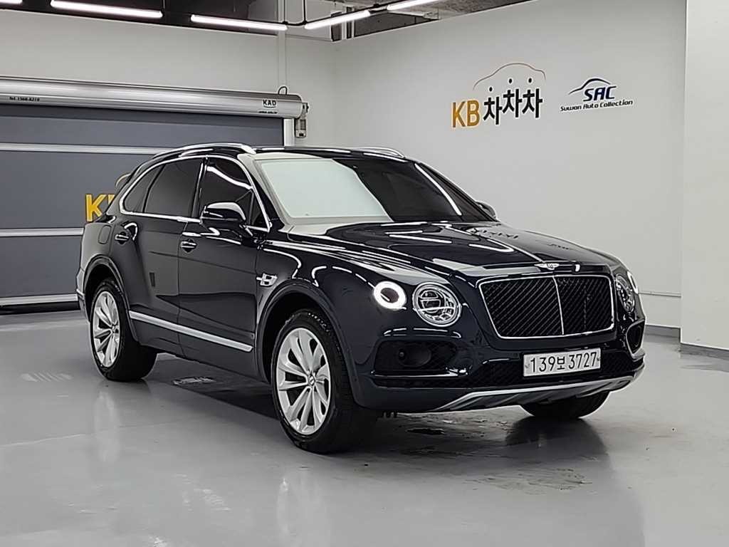 벤틀리 벤테이가 4.0 V8 이미지 4