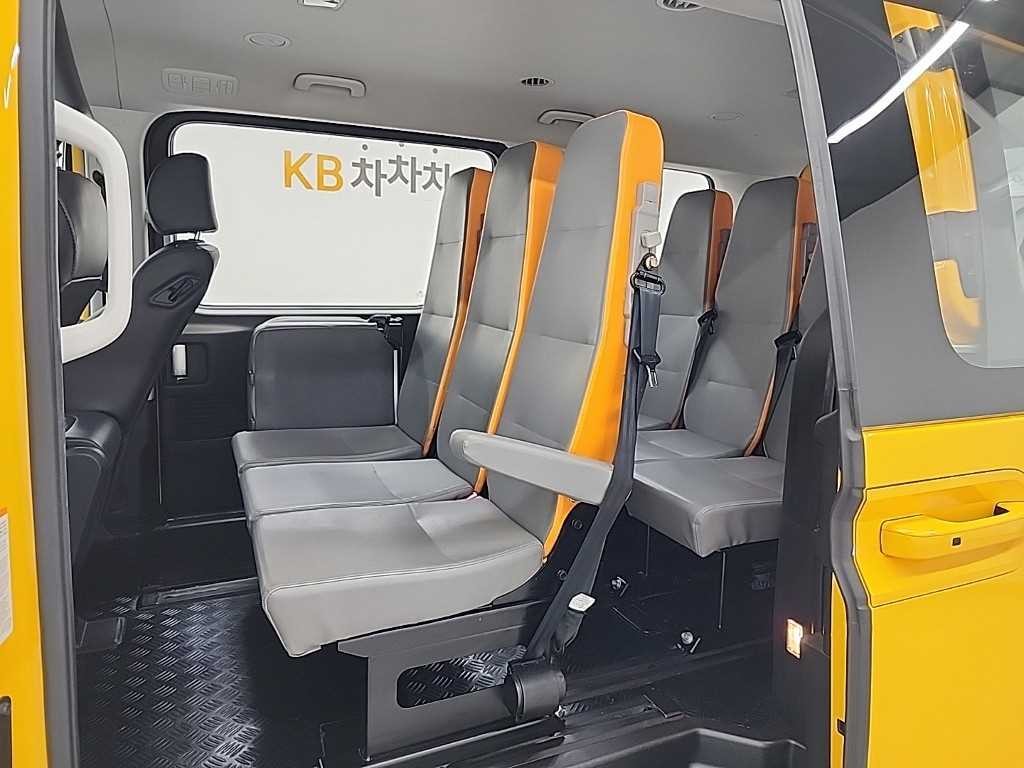 현대 스타리아 스타리아 킨더 15인승 어린이 보호차량 2WD LPG 이미지 12