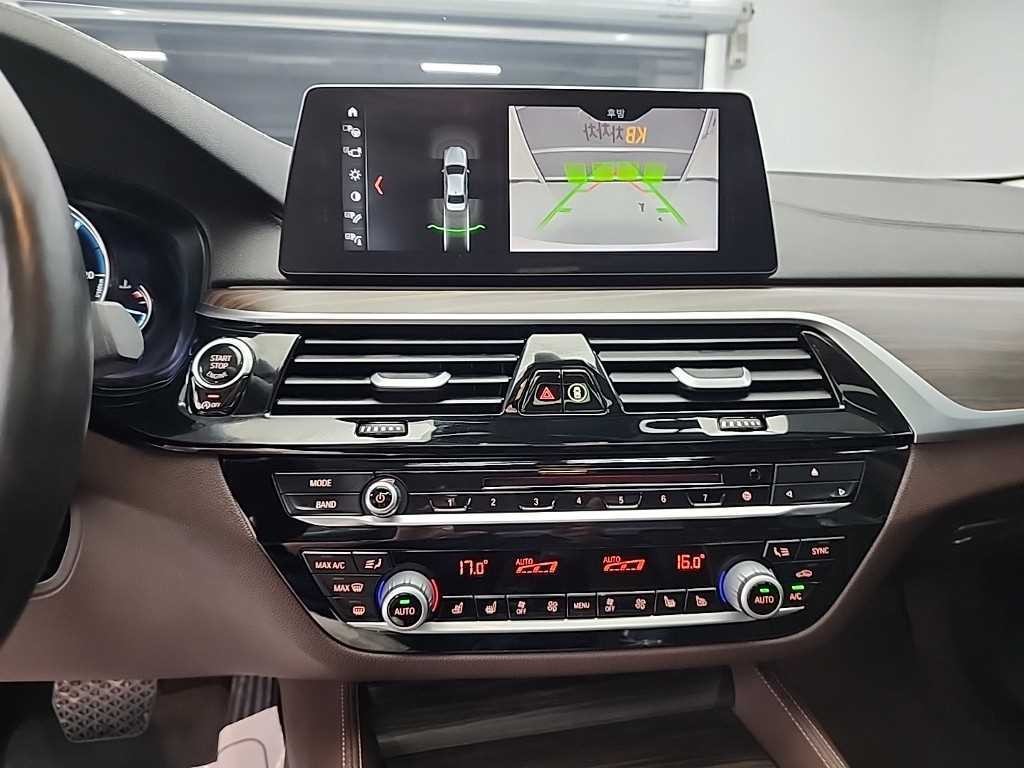 BMW 5시리즈 5시리즈 (G30) 530i xDrive 럭셔리 플러스 이미지 10