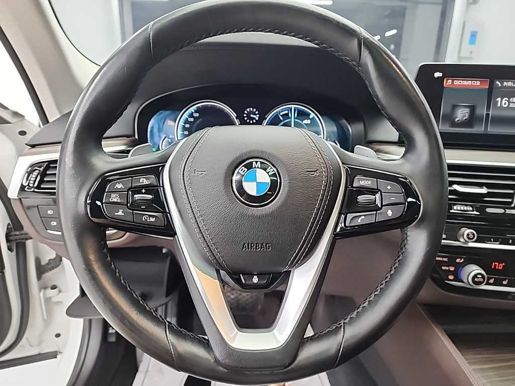 BMW 5시리즈 5시리즈 (G30) 530i xDrive 럭셔리 플러스 이미지 9
