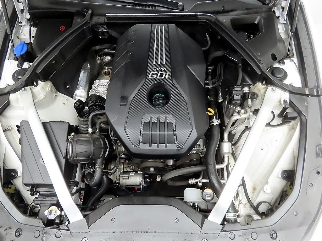 제네시스 G70 2.0T AWD 스포츠 패키지 이미지 20