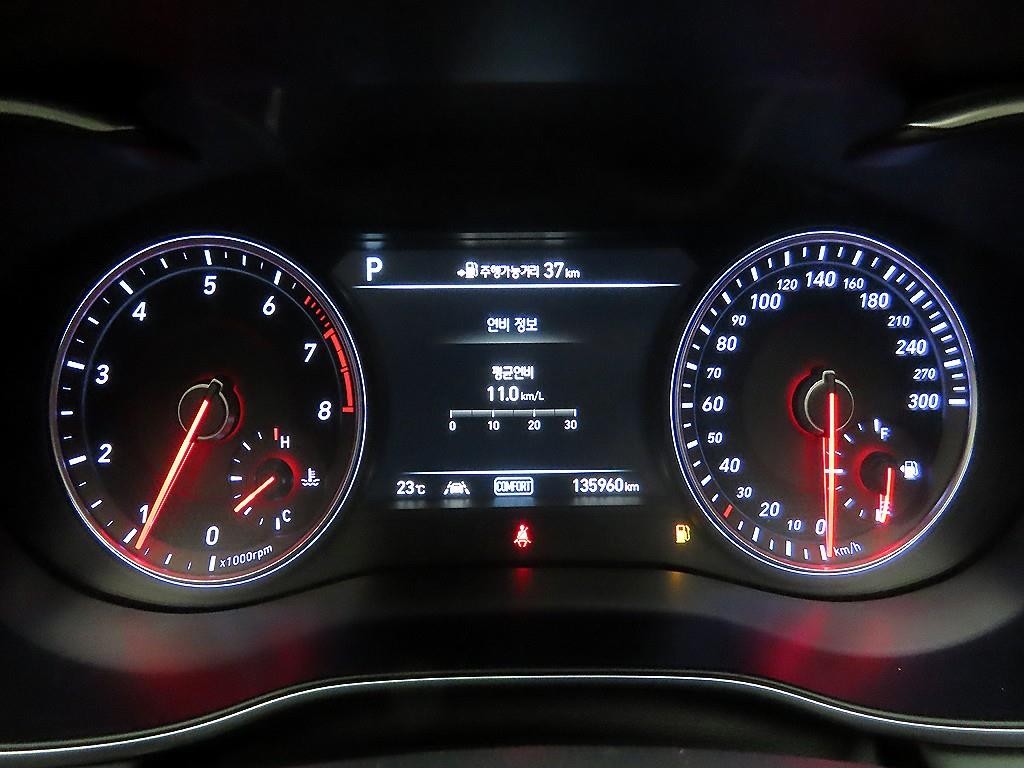 제네시스 G70 2.0T AWD 스포츠 패키지 이미지 6