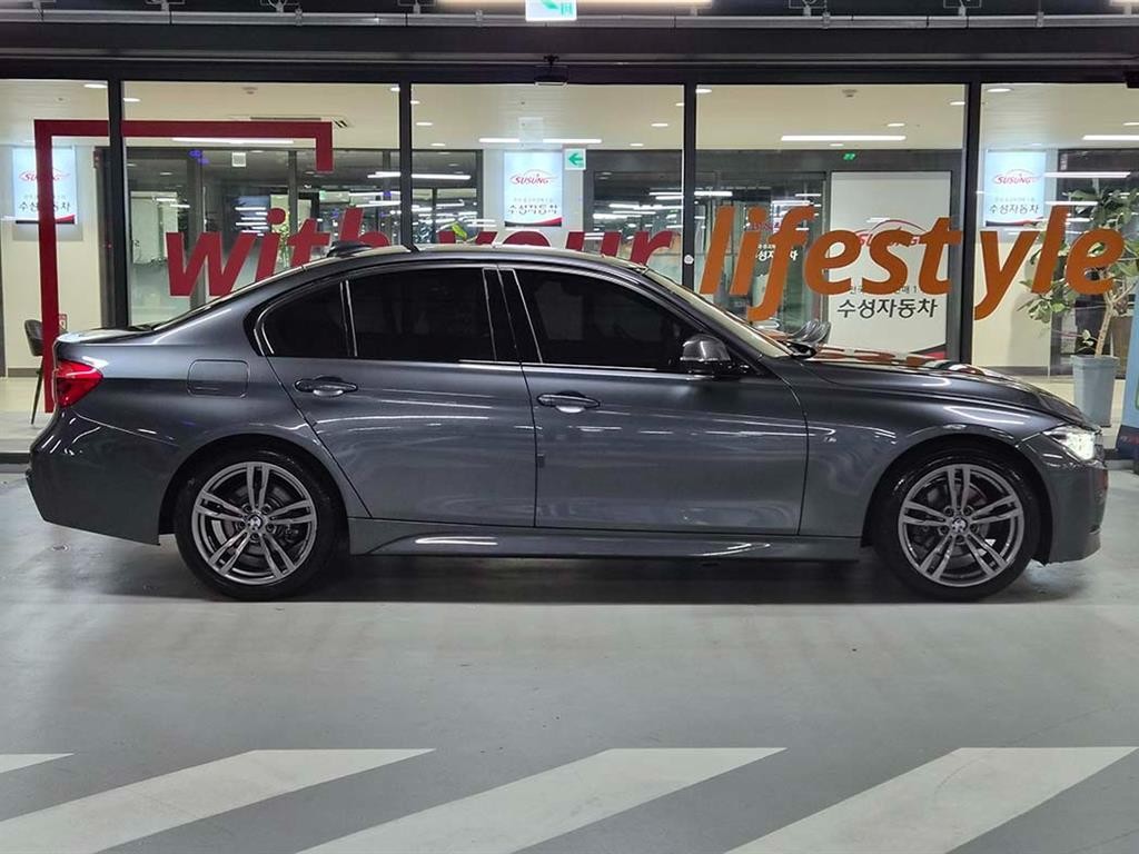BMW 3시리즈 3시리즈 (F30) 320d M 스포츠 이미지 3