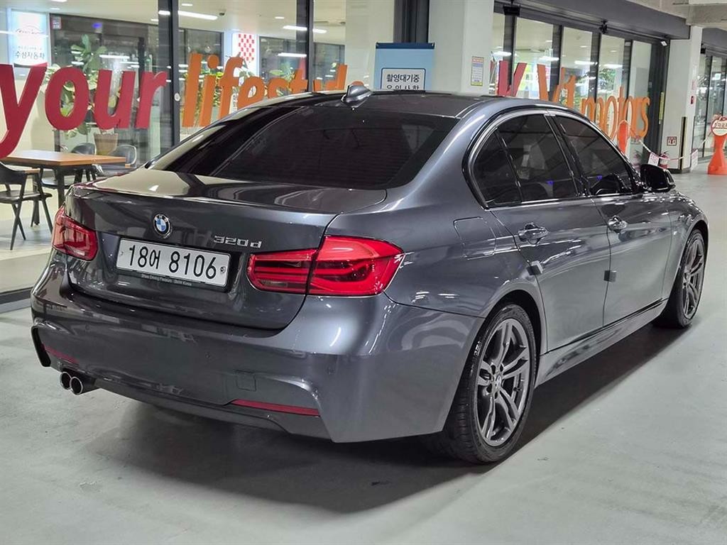 BMW 3시리즈 3시리즈 (F30) 320d M 스포츠 이미지 4