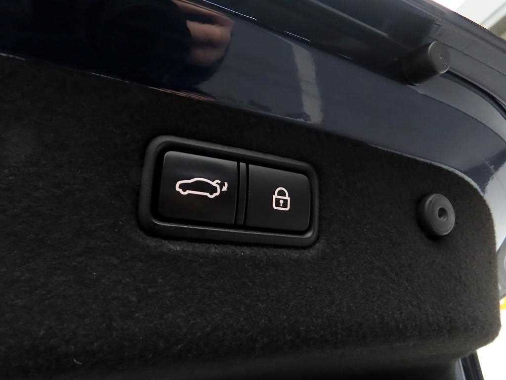제네시스 G70 2.0T AWD 스포츠 패키지 이미지 16