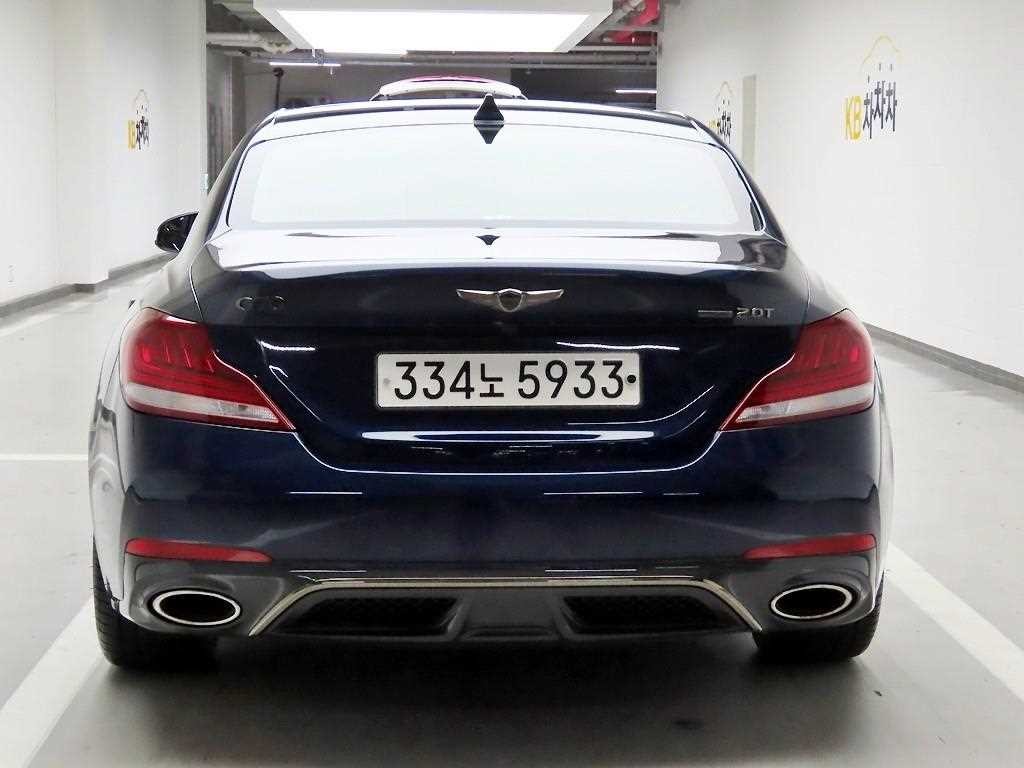 제네시스 G70 2.0T AWD 스포츠 패키지 이미지 3
