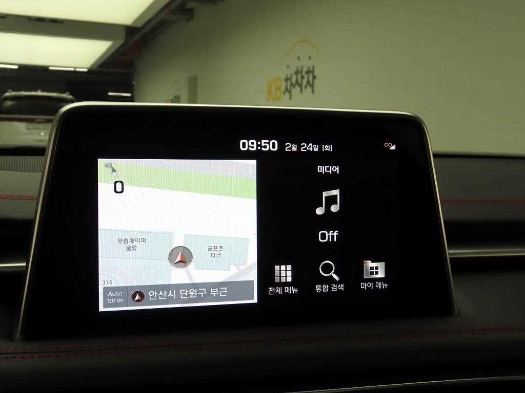 제네시스 G70 2.0T AWD 스포츠 패키지 이미지 8