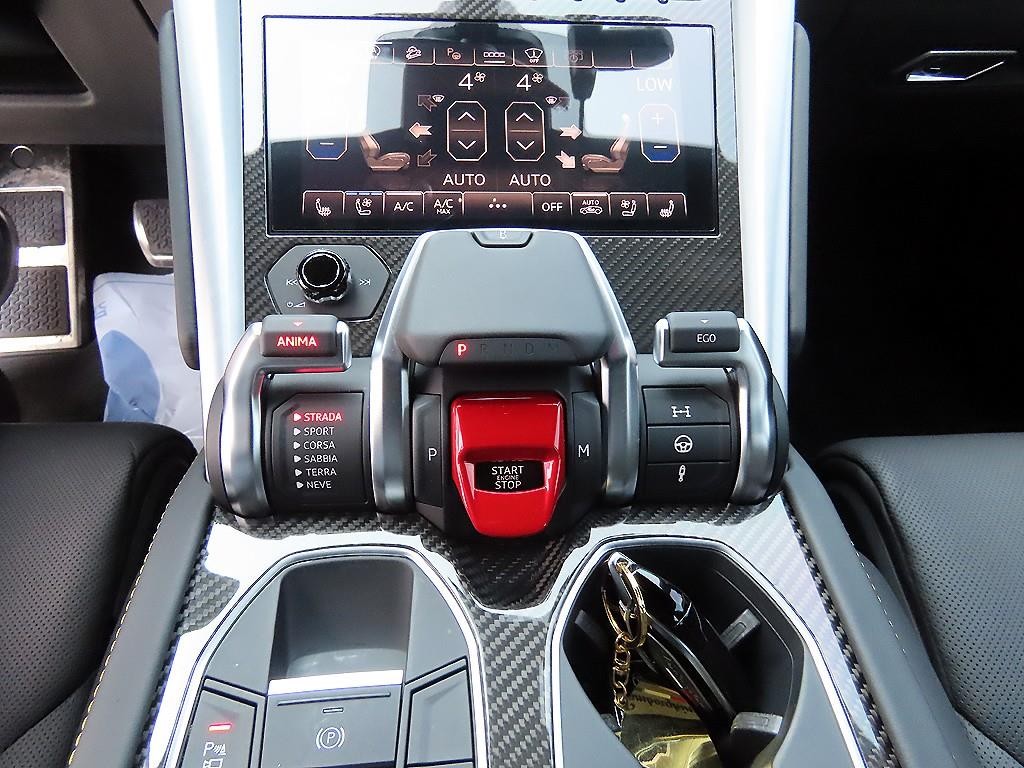 람보르기니 우루스 4.0 V8 S 이미지 11