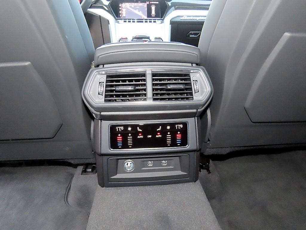 람보르기니 우루스 4.0 V8 S 이미지 14