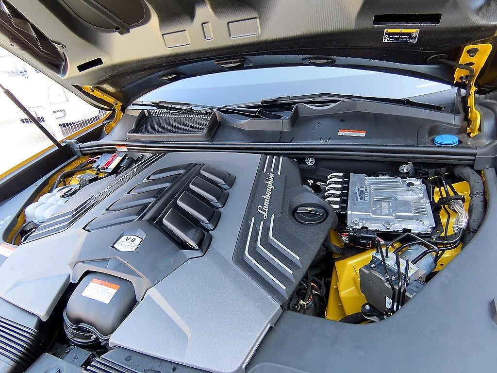 람보르기니 우루스 4.0 V8 S 이미지 19