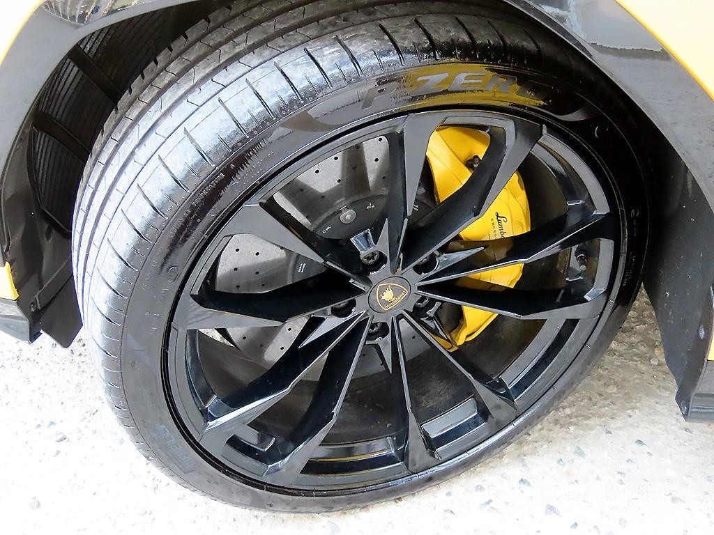 람보르기니 우루스 4.0 V8 S 이미지 20