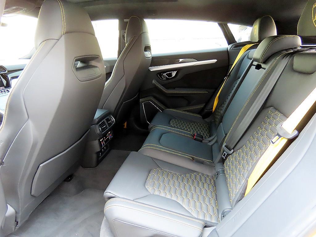 람보르기니 우루스 4.0 V8 S 이미지 6