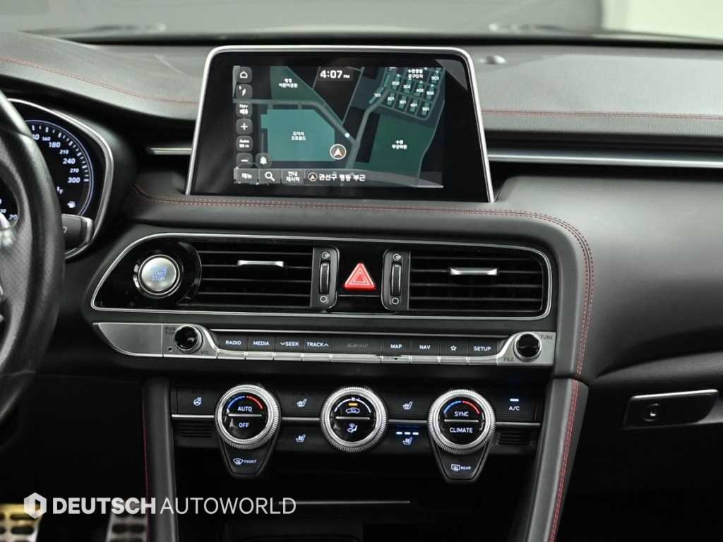 제네시스 G70 3.3T 스포츠 AWD 슈프림 이미지 14