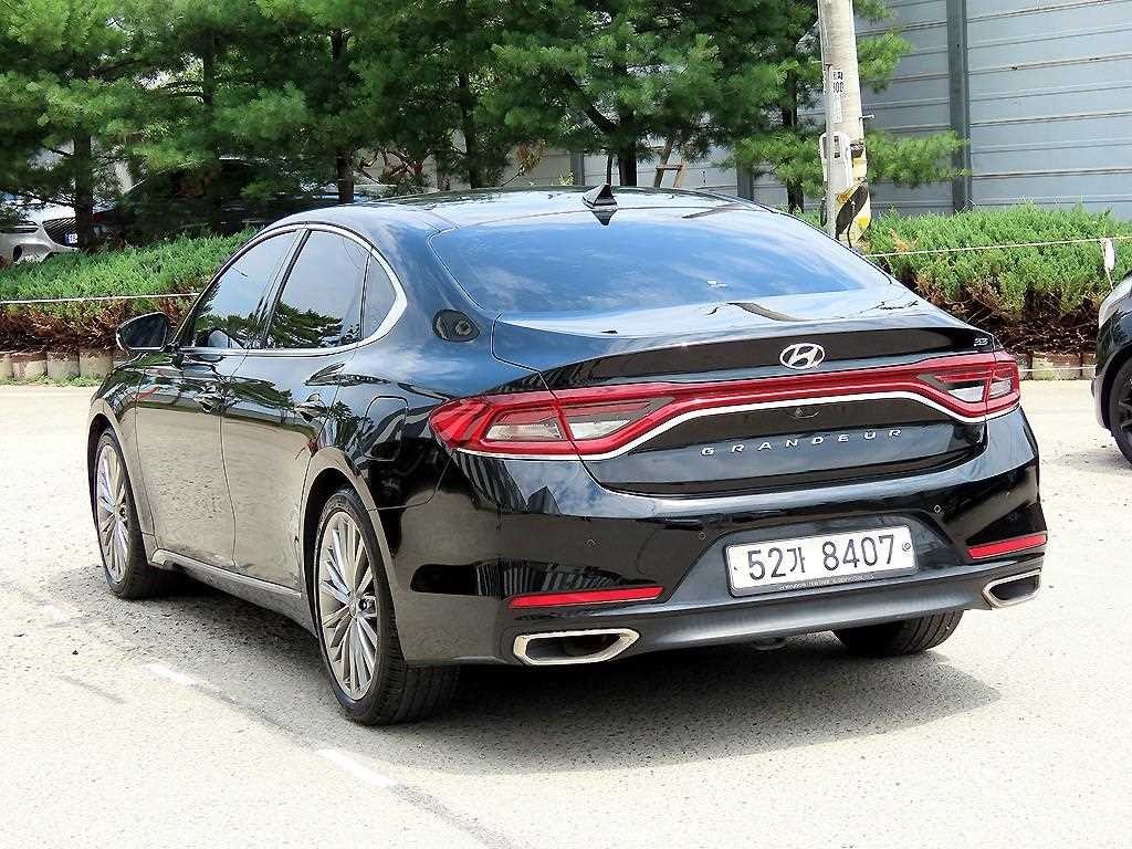 현대 그랜저 그랜저 IG 3.3 GDI 셀러브리티 이미지 3