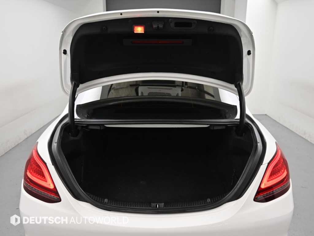 벤츠 C 클래스 C클래스 W205 C200 이미지 19