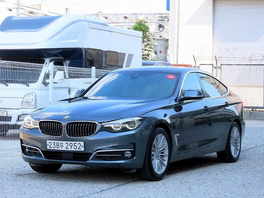 BMW 그란투리스모 3시리즈 GT (F34) GT 320D 럭셔리 이미지 2