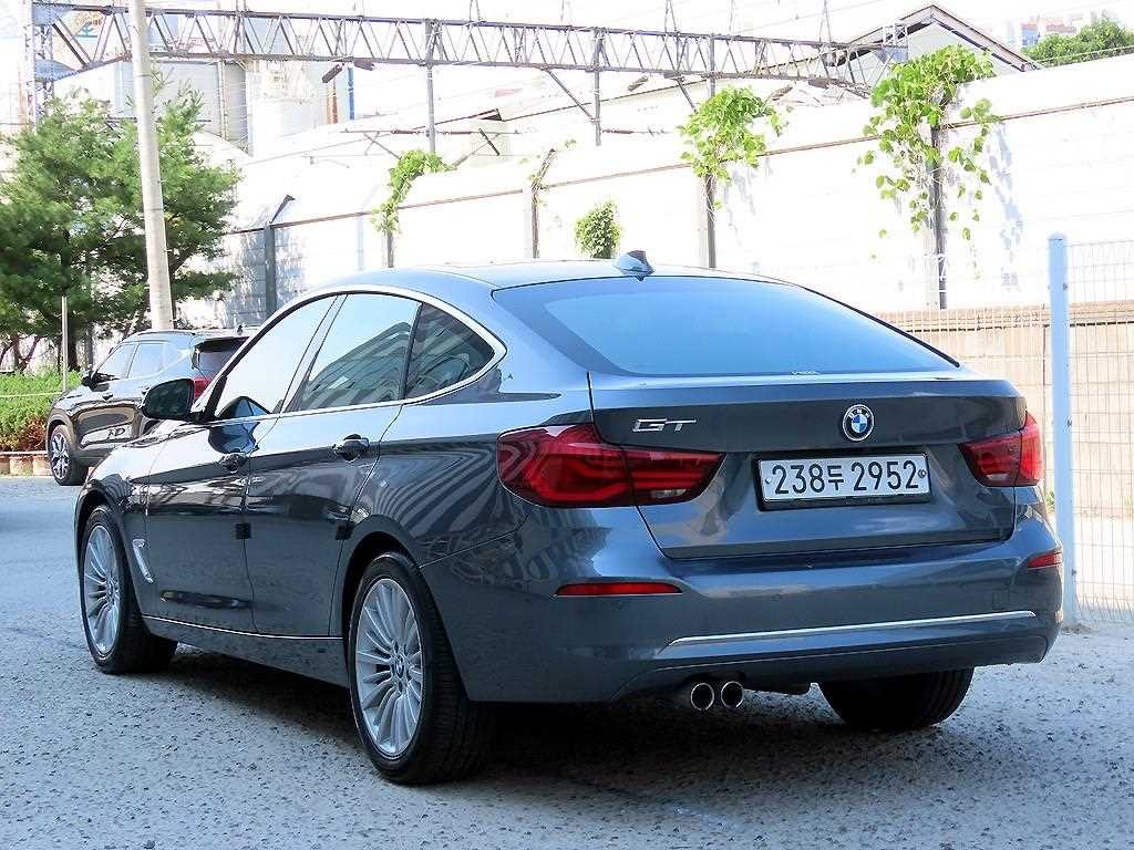 BMW 그란투리스모 3시리즈 GT (F34) GT 320D 럭셔리 이미지 3