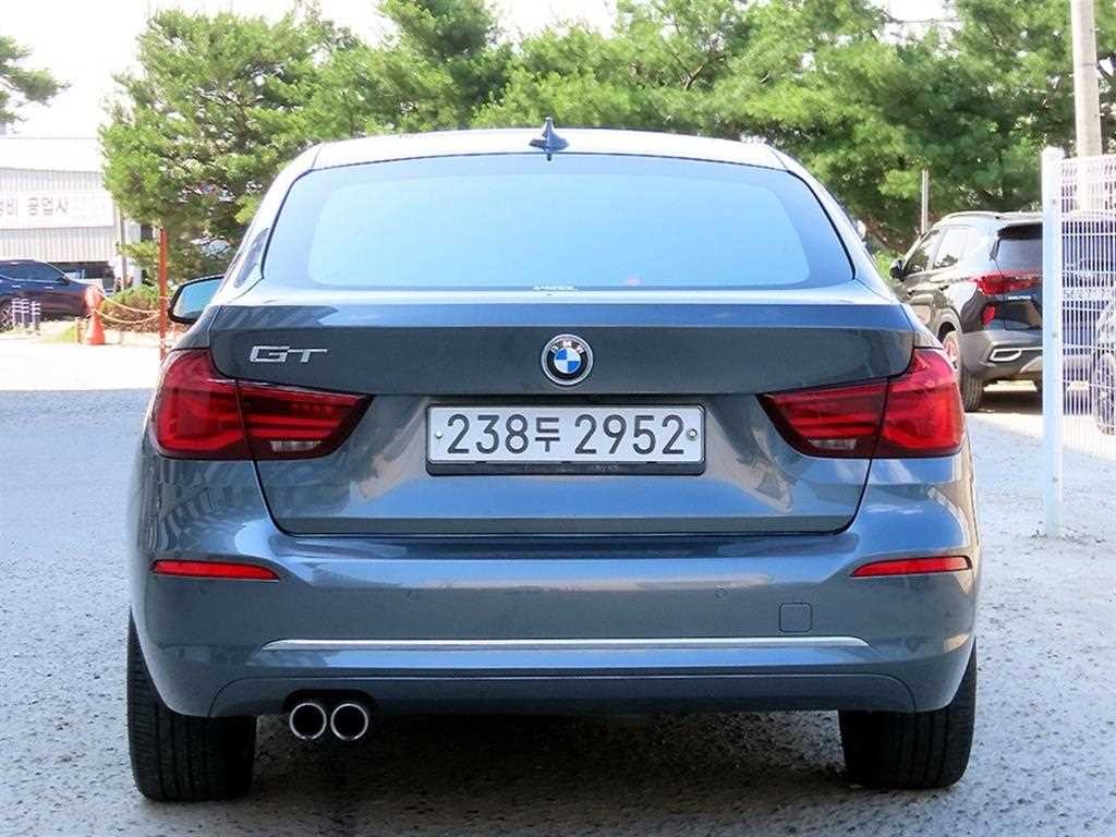 BMW 그란투리스모 3시리즈 GT (F34) GT 320D 럭셔리 이미지 4