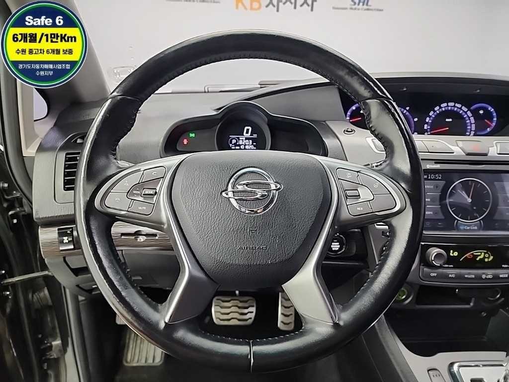 KG모빌리티(쌍용) 코란도 코란도투리스모 4WD RX 9인승 이미지 9