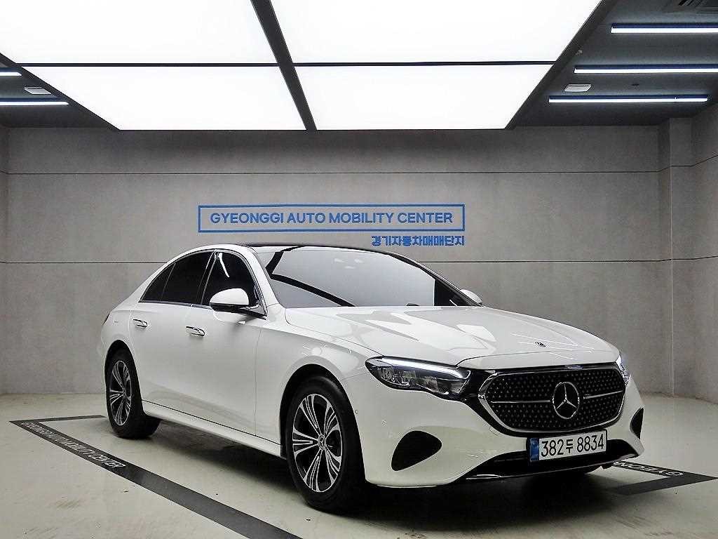벤츠 E 클래스 E-클래스 W214 E200 아방가르드 이미지 1